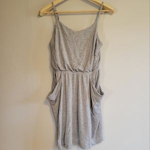 GAP strappy dress w/ POCKETS